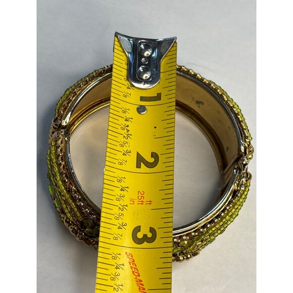 Vintage Twos Company India Gold Hinged Bangle Bracelet With Green Beading & Rhin - Picture 8 of 8